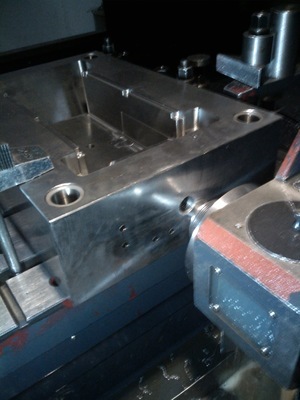 塑料模-松江大型深孔加枪钻对外加工-塑料模尽在阿里巴巴-上海繁缔机械