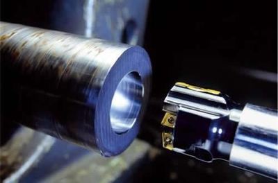 深孔加工中遇到的十个问题及深孔切削油的选择